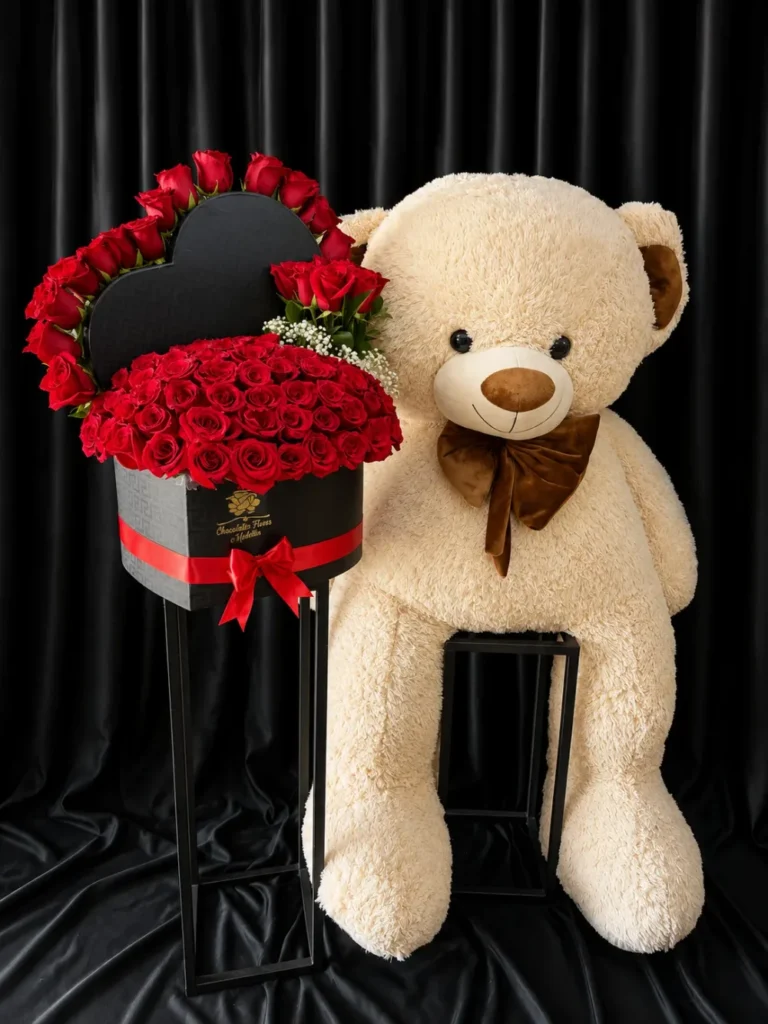 Corazón Box con rosas rojas y tapa blanca personalizada, de Chocolates Flores Medellín